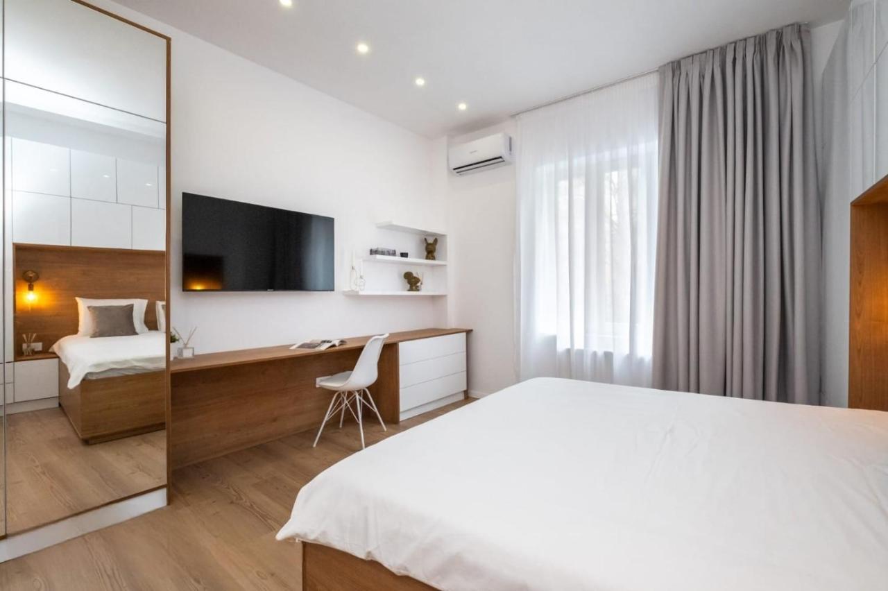 Cozy Cheerful In Center Bucharest Appartement Buitenkant foto