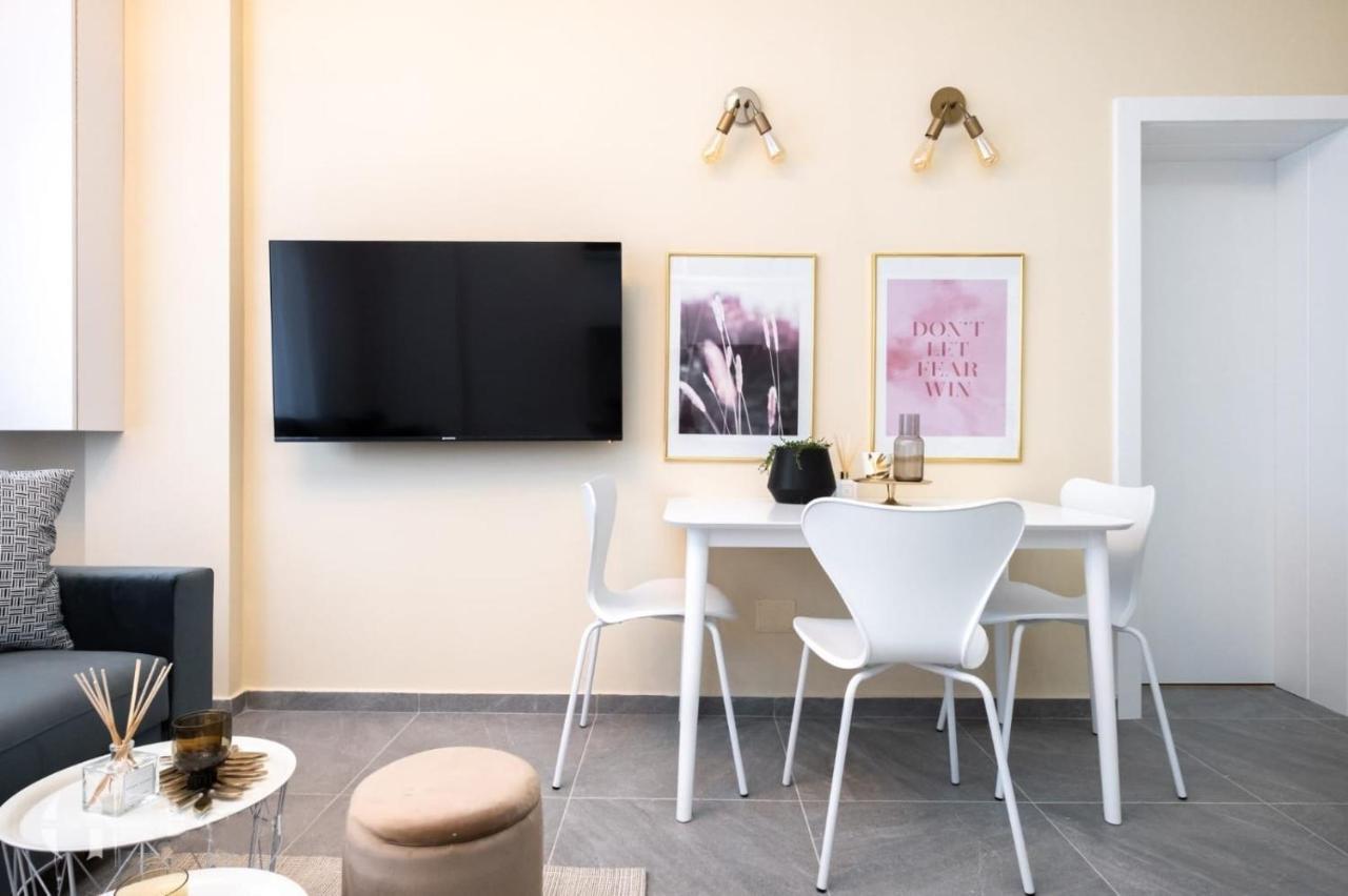 Cozy Cheerful In Center Bucharest Appartement Buitenkant foto
