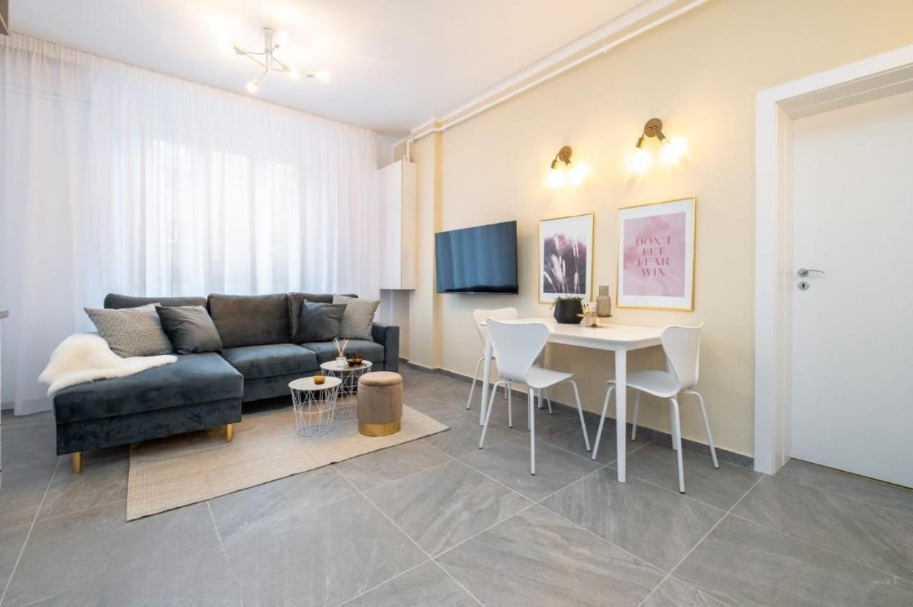 Cozy Cheerful In Center Bucharest Appartement Buitenkant foto